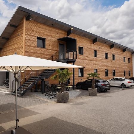 Aparthotel Nah Dran Dingolfing Kültér fotó