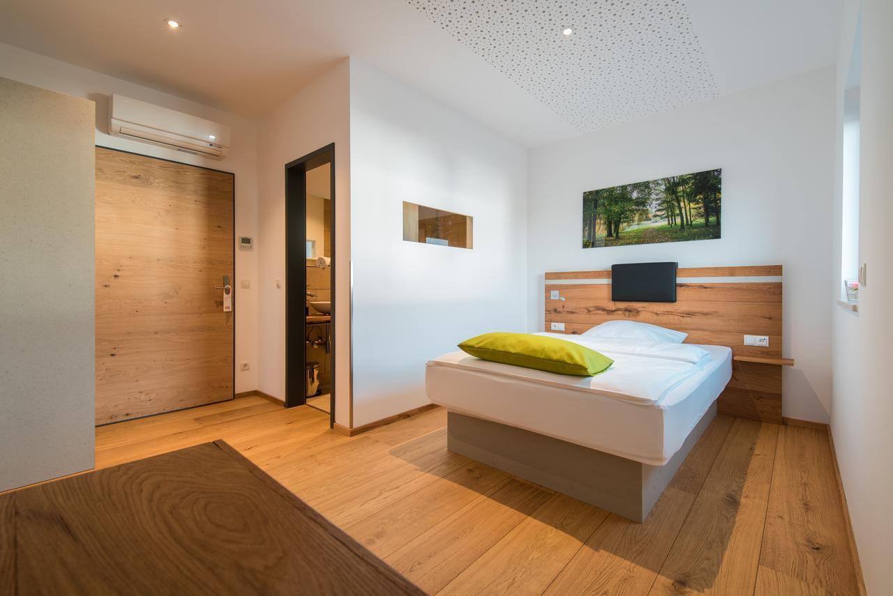 Aparthotel Nah Dran Dingolfing Kültér fotó